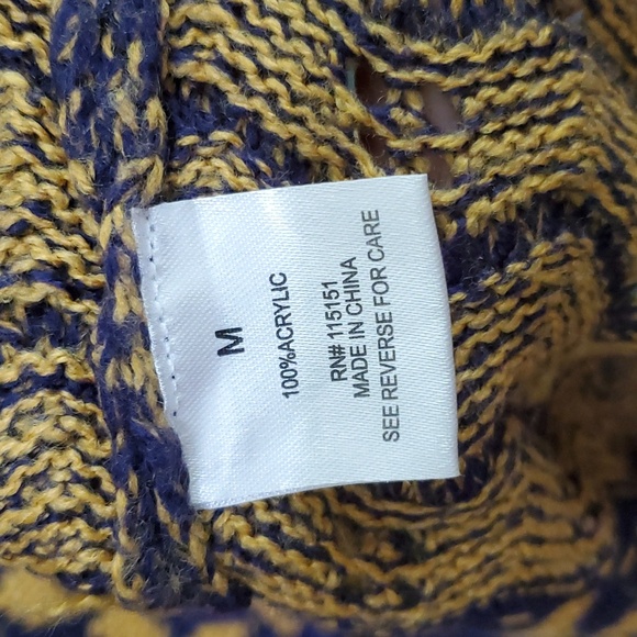 ROMEO & JULIET COUTURE Knit Sweater Dress, Size Medium - Picture 11 of 12